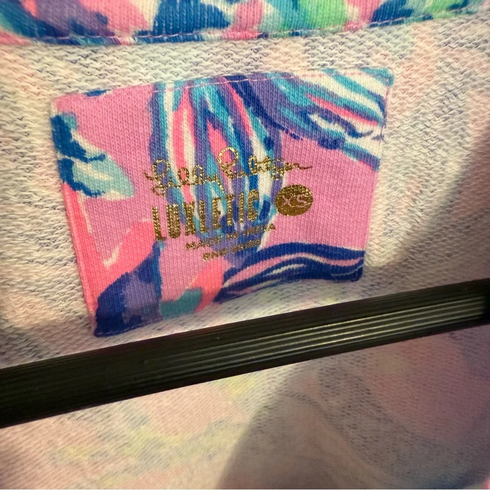 Lilly Pulitzer Luxletic Beach Comber Pullover Size Extra Small - Picture 4 of 7